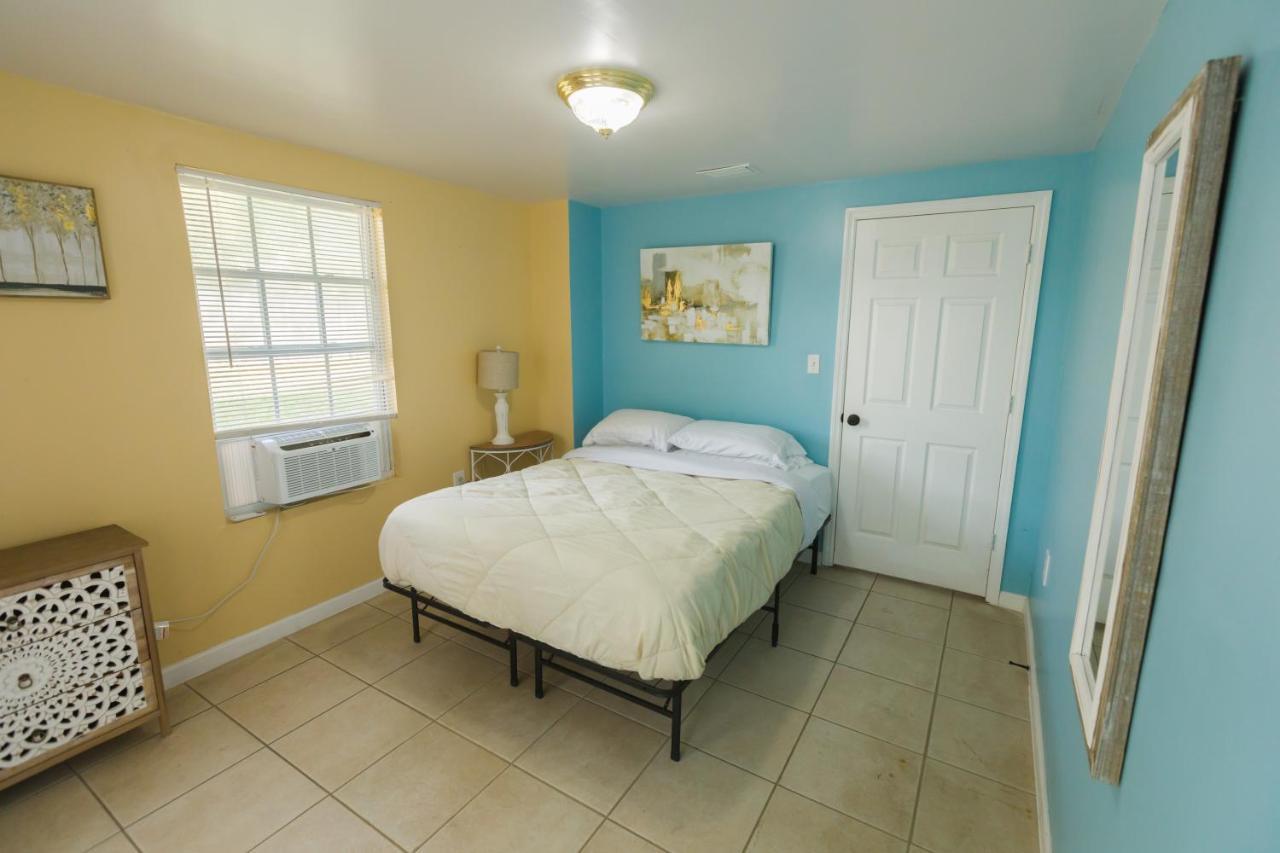 Five Bedroom Home In The Heart Of St Aug Beach سانت أوغيستين المظهر الخارجي الصورة